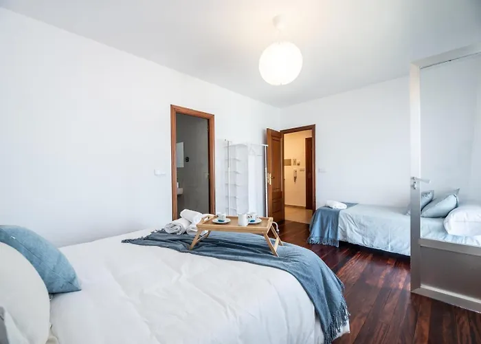 Atico Centrico Con Terrazas Διαμέρισμα *